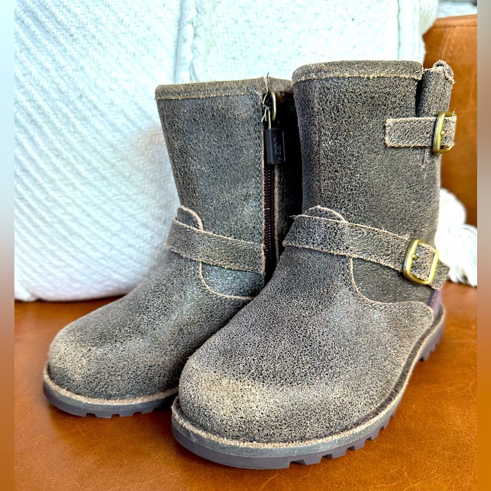Girls UGG size 8 boots